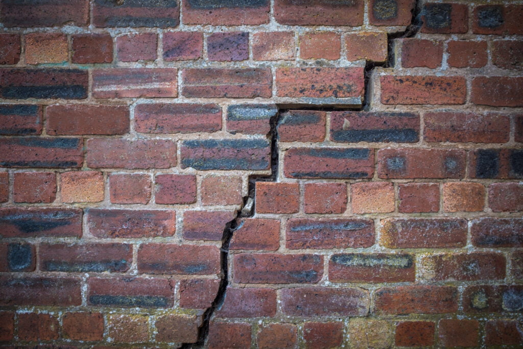 Can Pros Prevent Foundation Cracks?